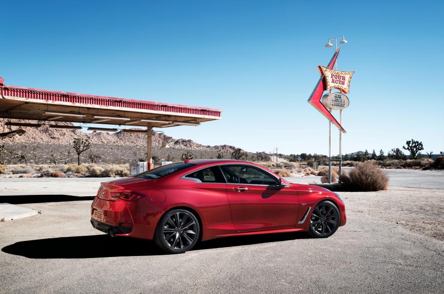  Infiniti Q60S 3.0t (CV37) 2016 года  (NA) (фото 15 из 56)